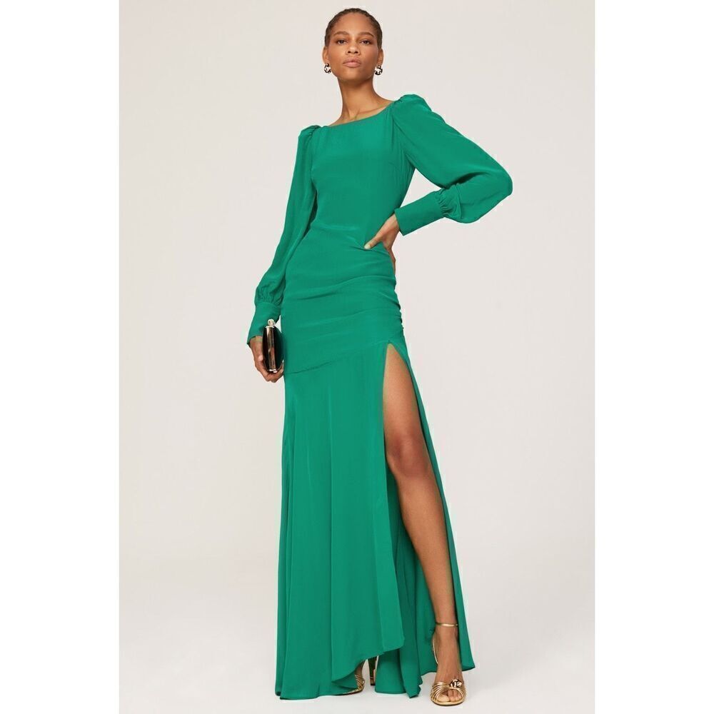 De La Vali Presley Gown 💝